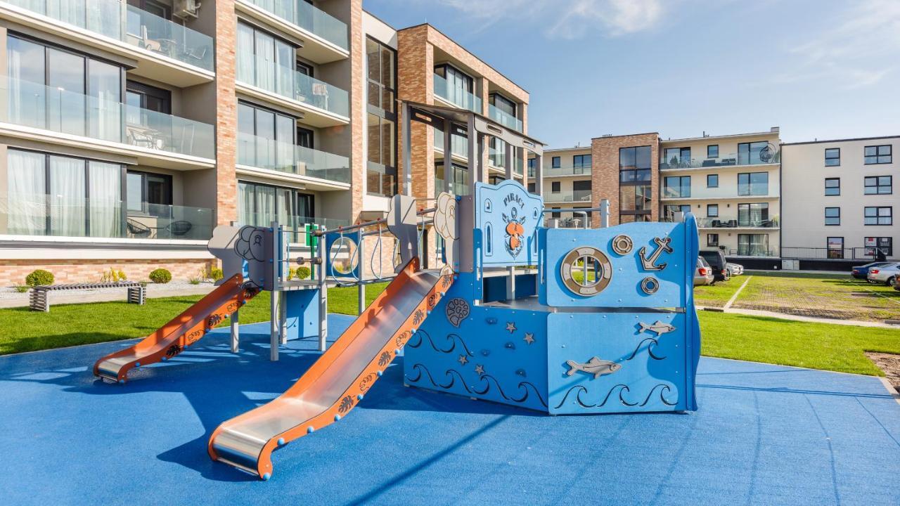 Apartament Zlota Perla Z Parkingiem 16 E Perlowa Przystan - Holiday City Kołobrzeg Eksteriør billede
